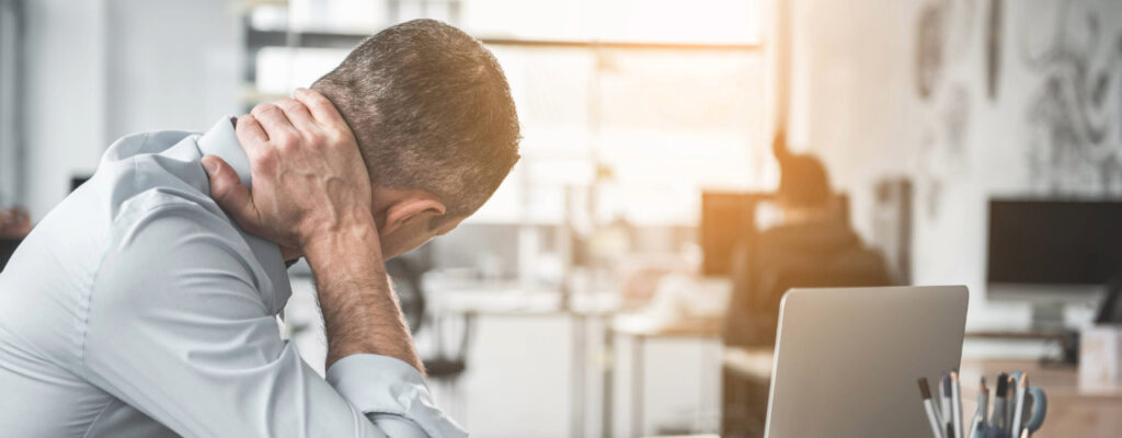 Neck Pain Treatment Options: Choosing the Right Solutions for Neck Discomfort