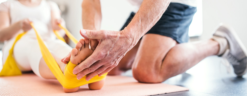 Walk Away From Foot and Ankle Pain This Summer!
